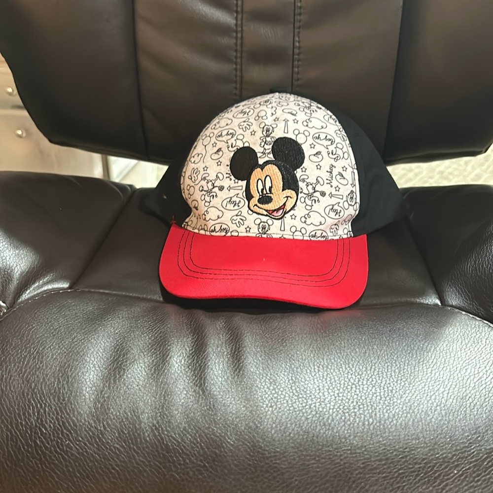 Red black Mickey Mouse ball cap